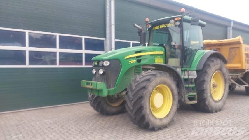 John Deere 7730AS Tractoare