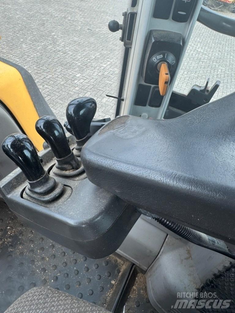 Volvo L 180 H Incarcator pe pneuri