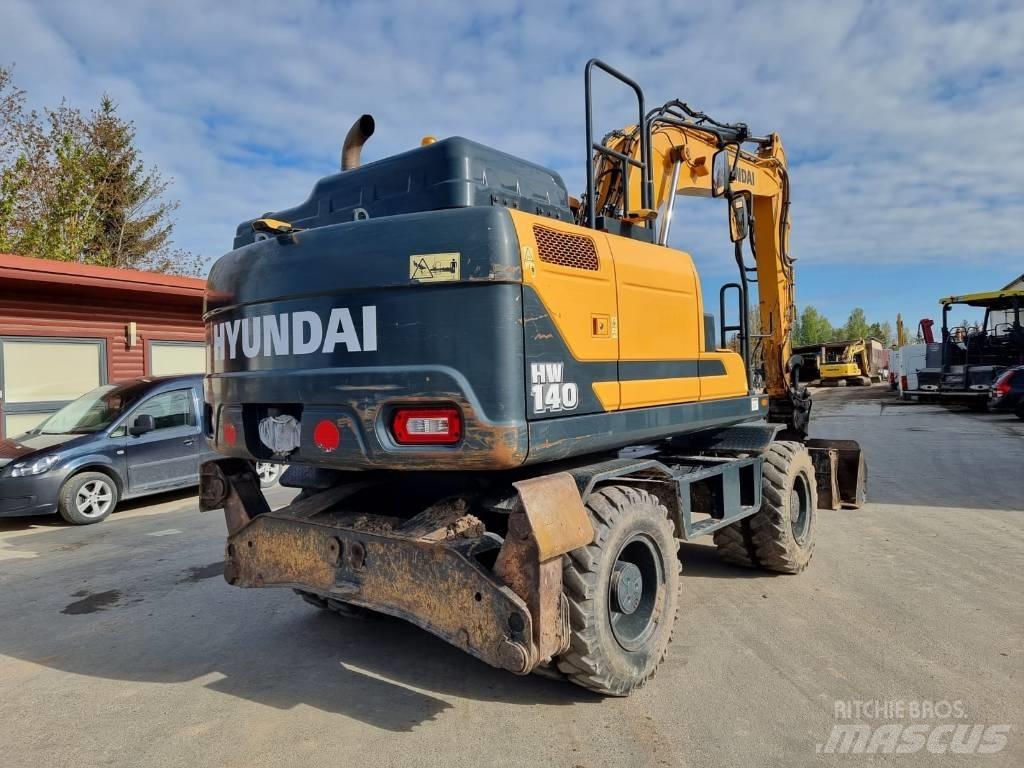 Hyundai HW 140 Excavatoare cu roti
