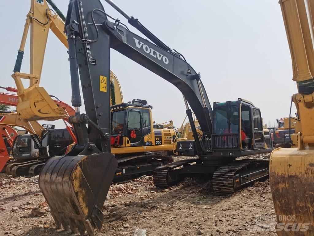 Volvo EC 240 Excavatoare pe șenile
