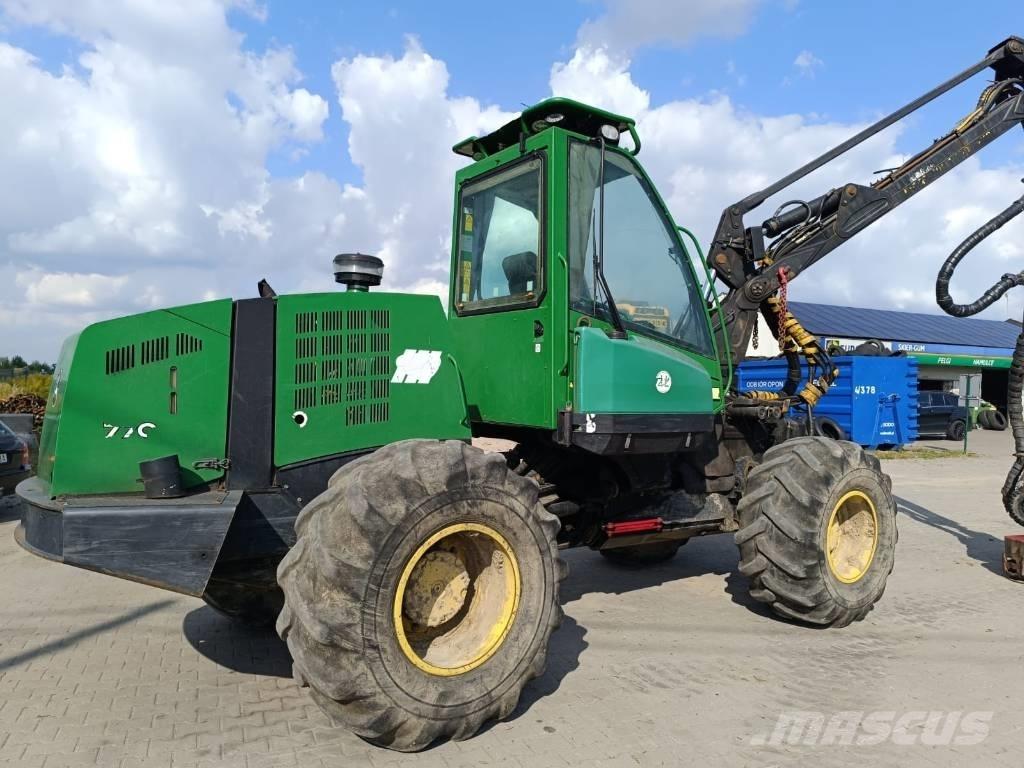 John Deere 770 D Combine forestiere