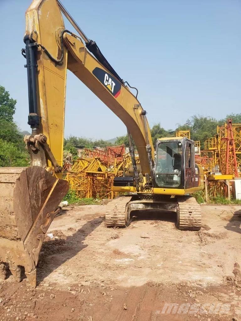 CAT 320 D Excavatoare pe șenile
