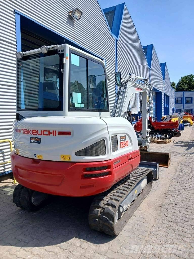 Takeuchi TB 240 DPF Mini excavatoare < 7t