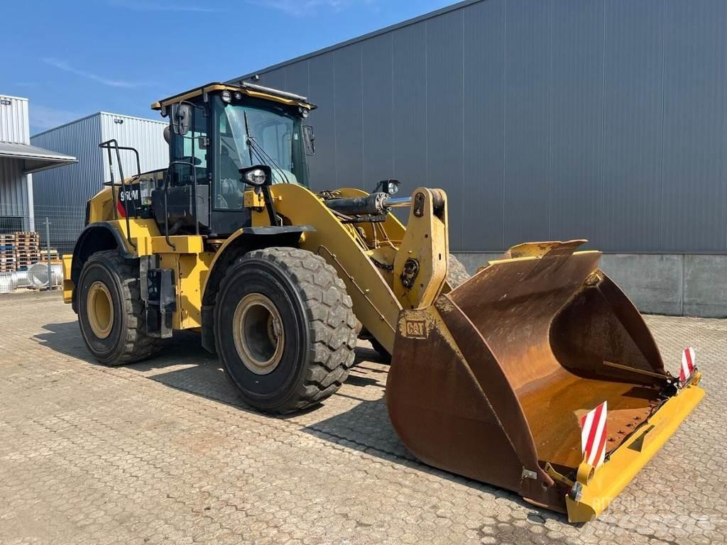 CAT 950M Incarcator pe pneuri