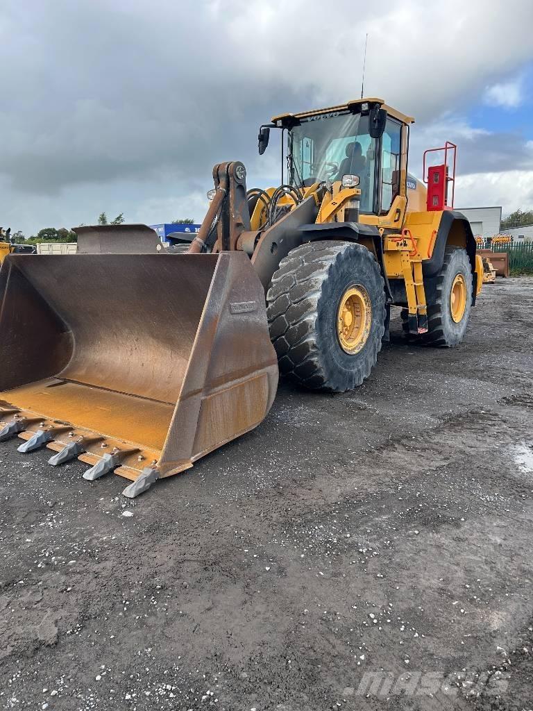 Volvo L 180 H Incarcator pe pneuri