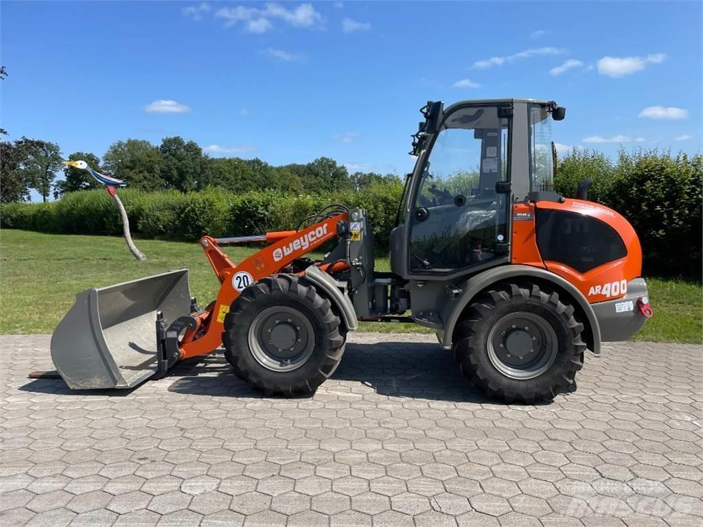Atlas AR400 Incarcator pe pneuri