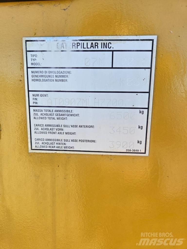 CAT 907 M Incarcator pe pneuri
