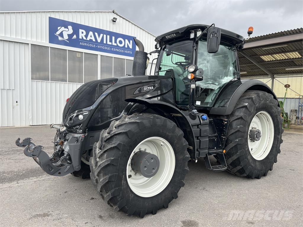 Valtra S374 Tractoare