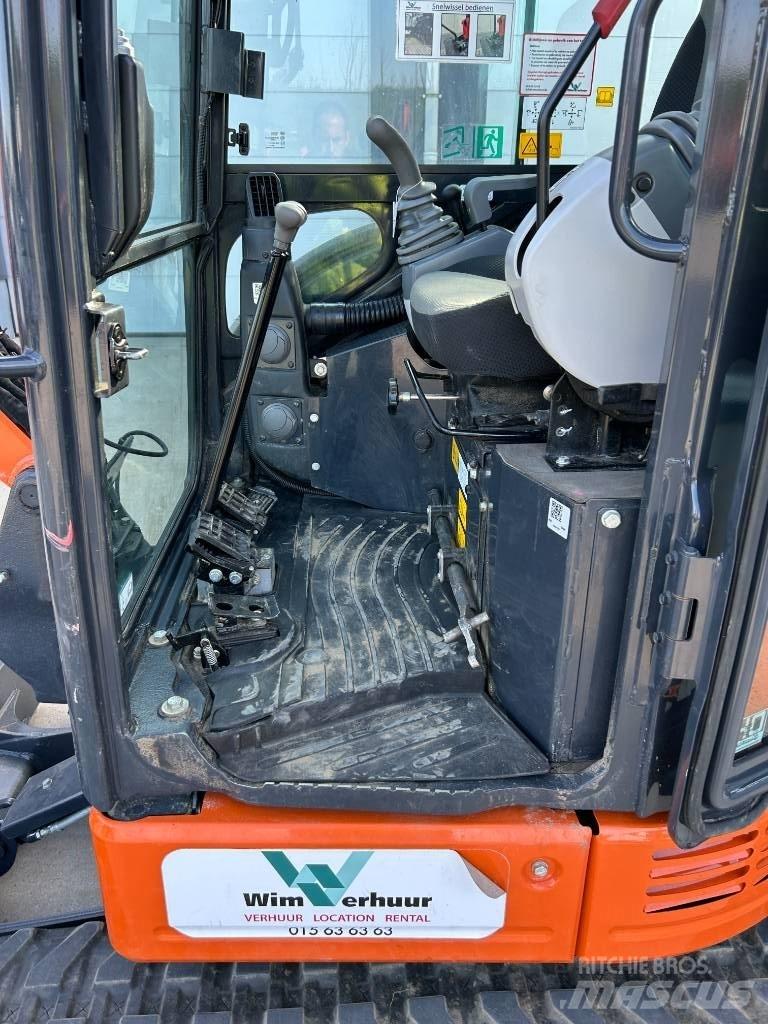 Hitachi ZX 26 U-6 Mini excavatoare < 7t