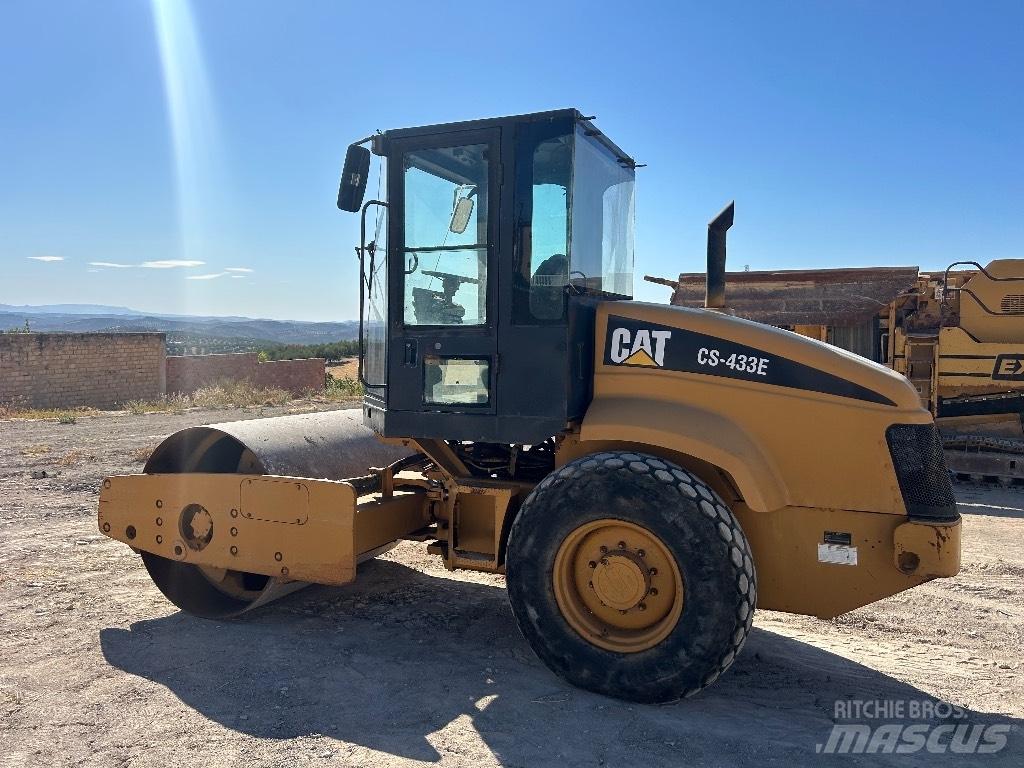 CAT CS 433 E Cilindri compactori dubli