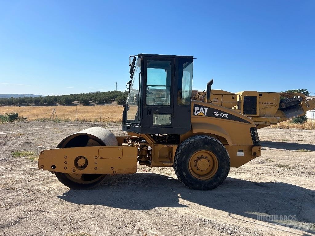 CAT CS 433 E Cilindri compactori dubli