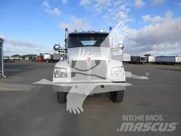 Kenworth T880 Autotractoare