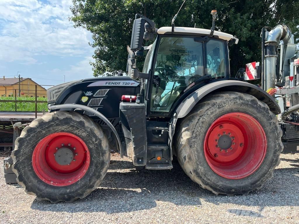 Fendt 720 Tractoare