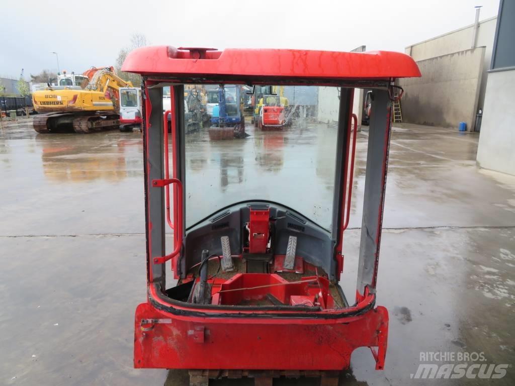 Volvo L 30 B / L 35 Cabine si interior
