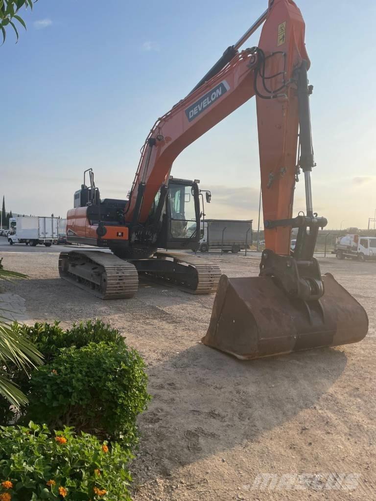 Doosan DX225LC-7 Excavatoare pe șenile
