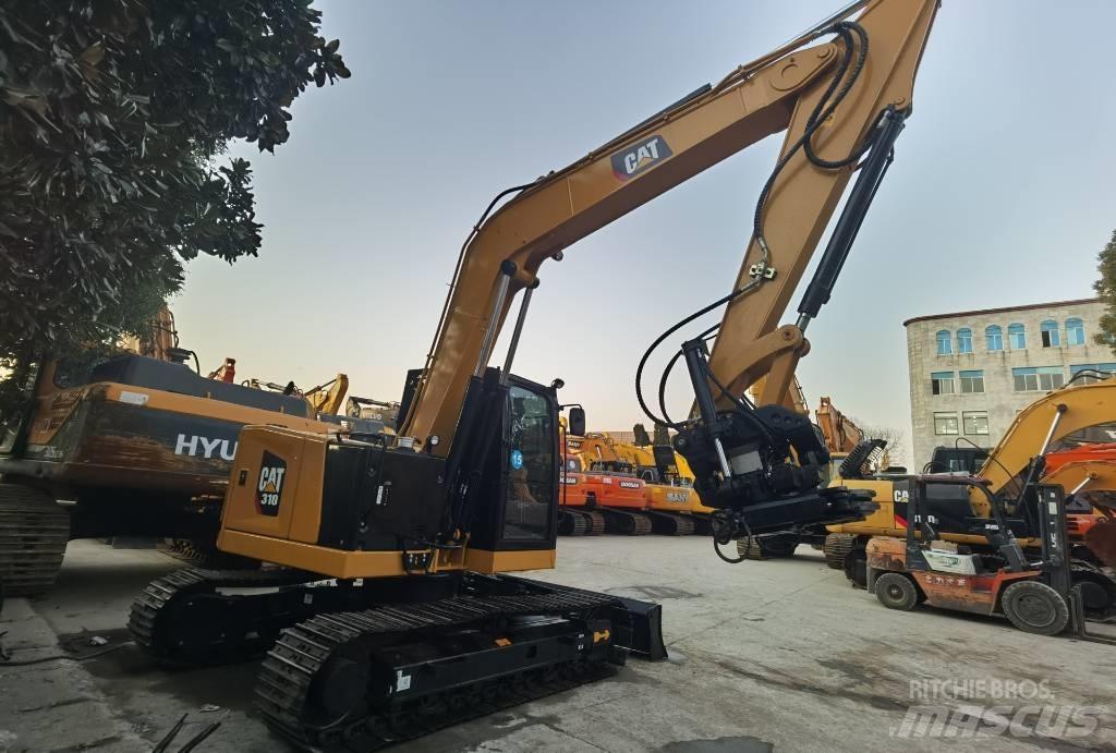 CAT 310 Excavatoare pe șenile

