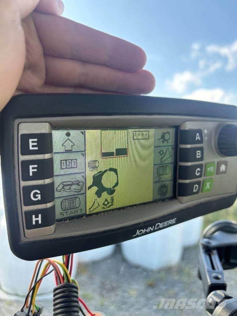 John Deere F 440 Masina de balotat cilindric