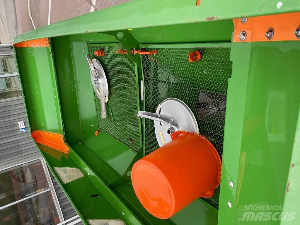Amazone ZA-M 1500 Împrastierea mineralelor