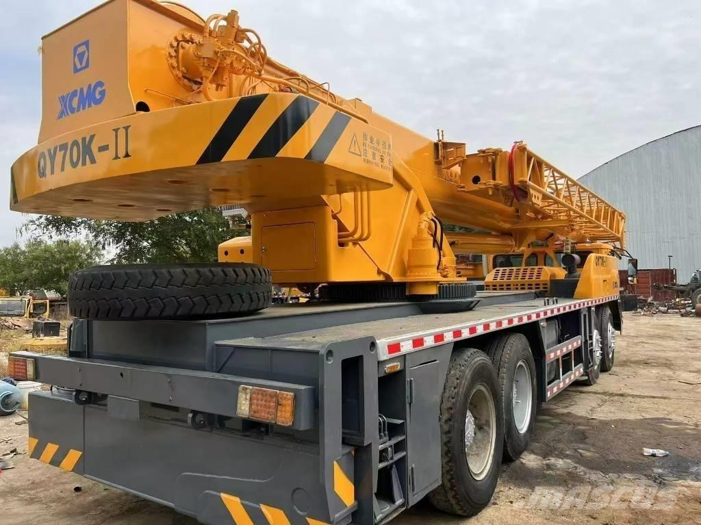 XCMG QY 70 K Macara teren accidentat