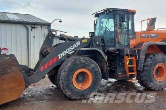 Develon DL 480-7 Buldoexcavatoare