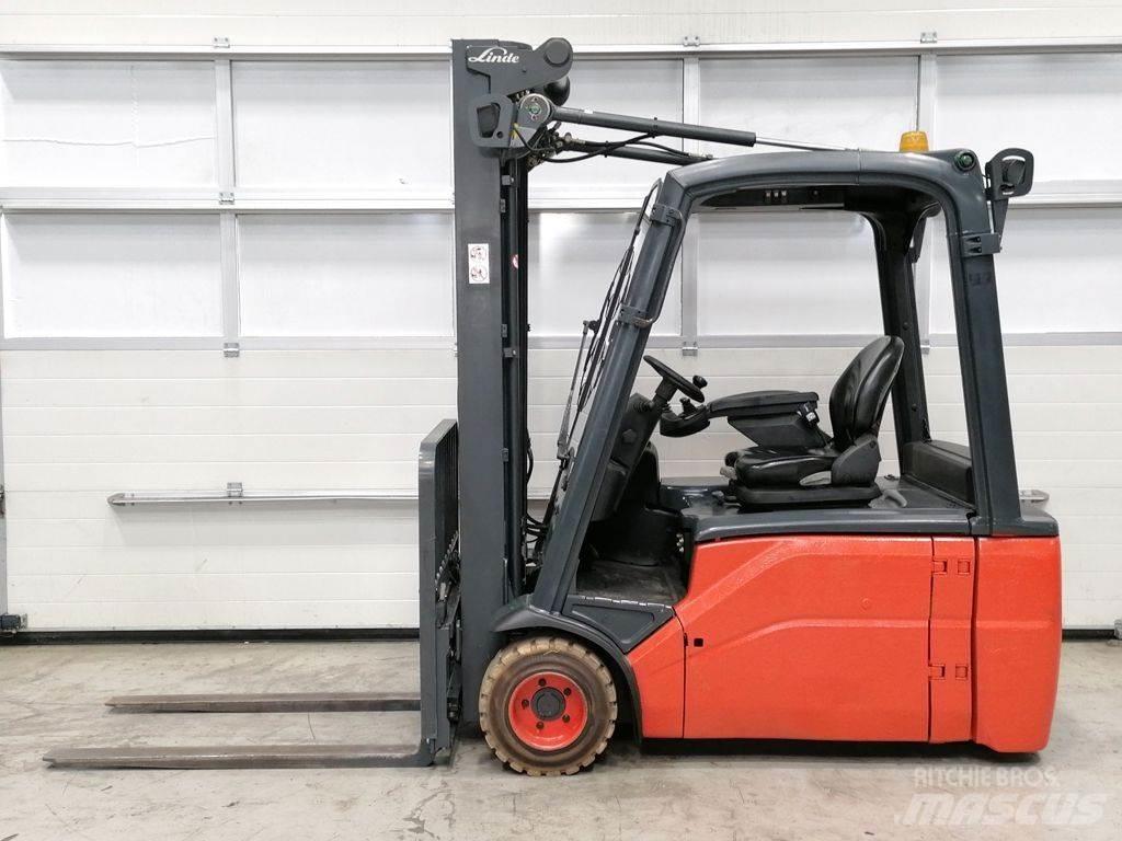 Linde E20L-01 Stivuitor electric