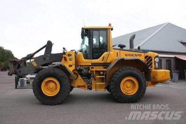 Volvo L 120 F Incarcator pe pneuri