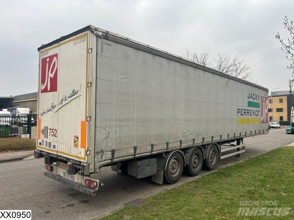Fruehauf Tautliner Semi-remorca speciala