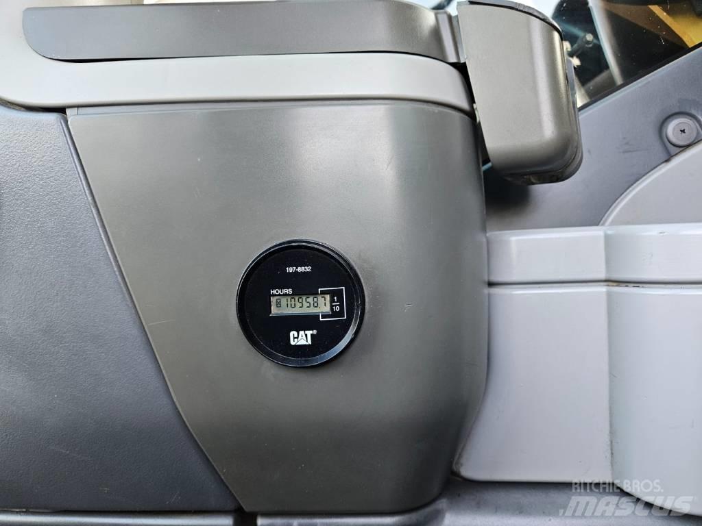 CAT 316D Excavatoare cu roti