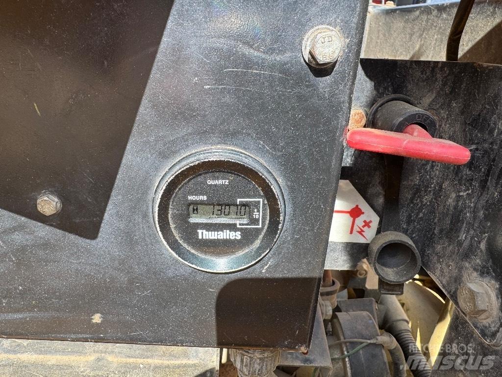 Twaites 3000 Minitractor de teren