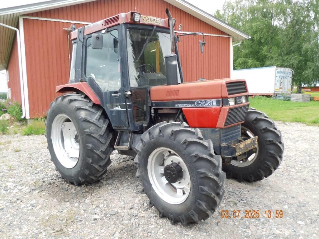 Case IH 685 XL Tractoare
