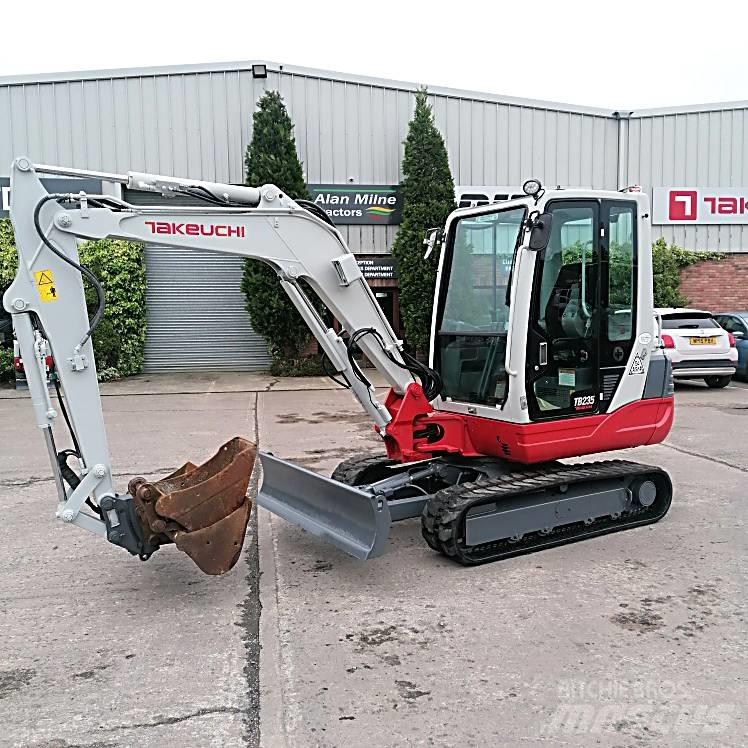 Takeuchi TB235 Mini excavatoare < 7t