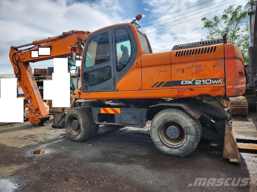 Doosan DX 210WA Excavatoare cu roti