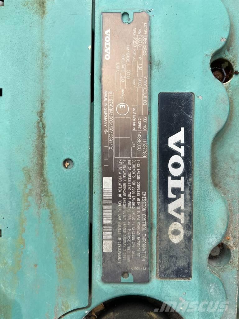Volvo EW 140 C Excavatoare cu roti