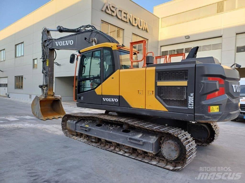 Volvo EC200E NL Excavatoare pe șenile
