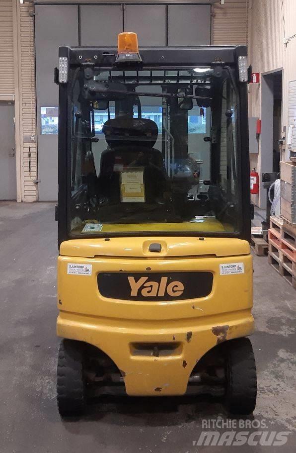 Yale ERP25VL Stivuitor electric