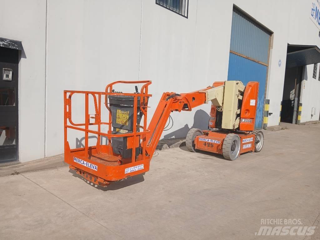 JLG E 300 AJ Nacele cu brat articulat
