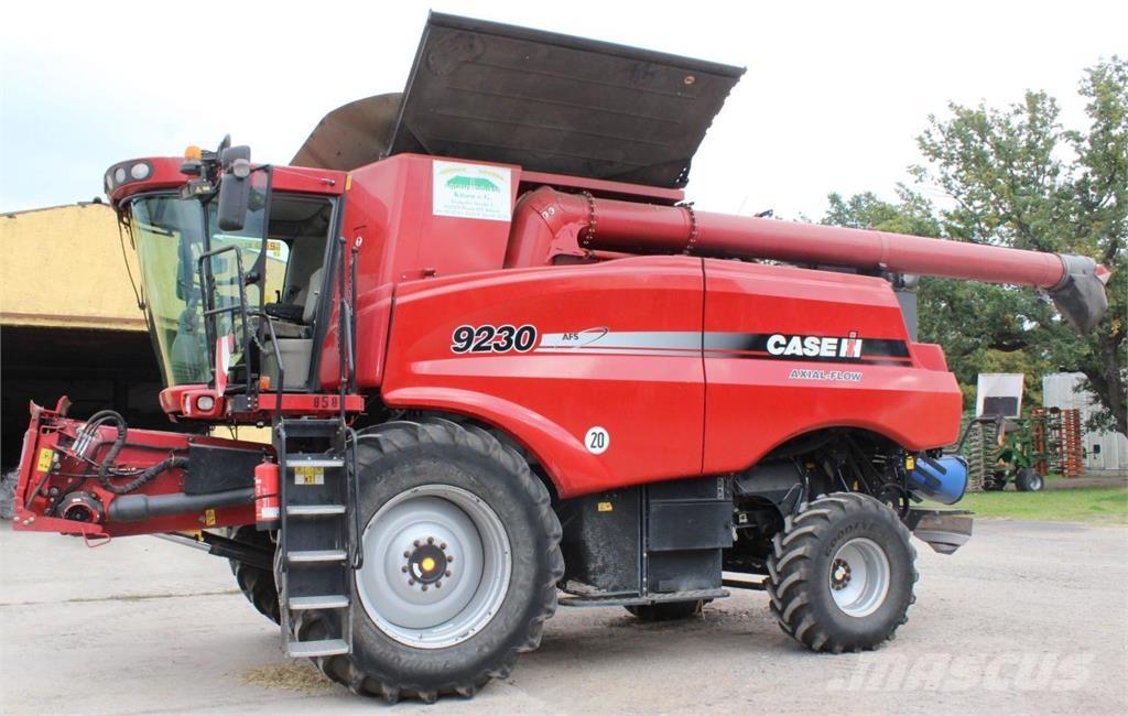 Case IH AF 9230 Combine de secerat
