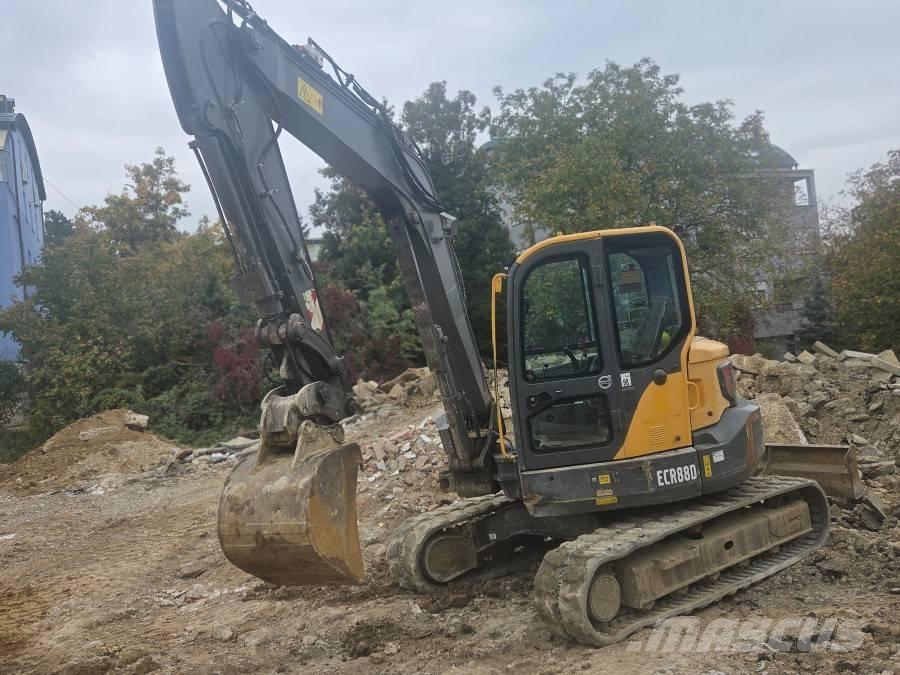 Volvo ECR 88 D Excavatoare 7t - 12t