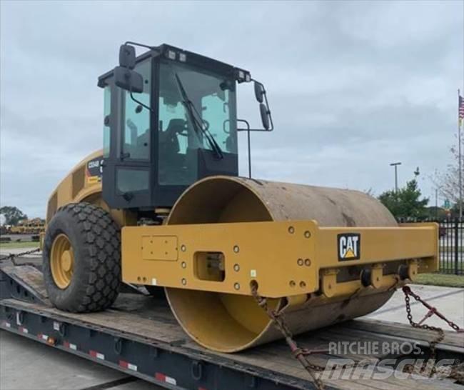CAT CS 54 B Compactoare monocilindrice