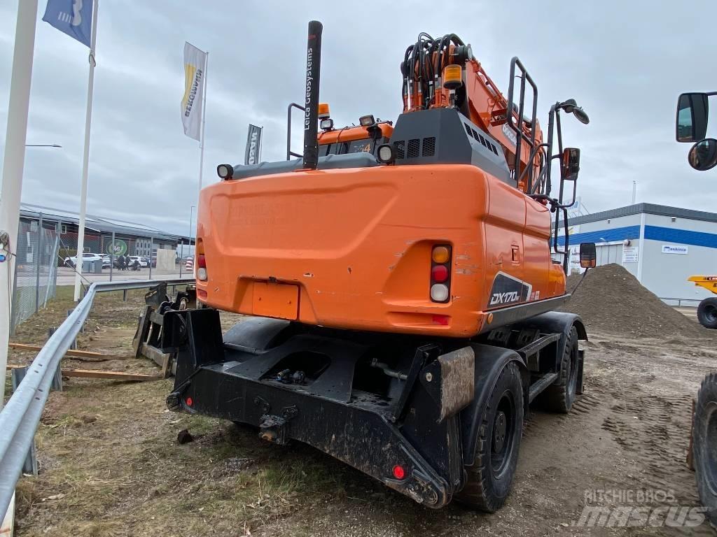 Doosan DX170W-5 Excavatoare cu roti