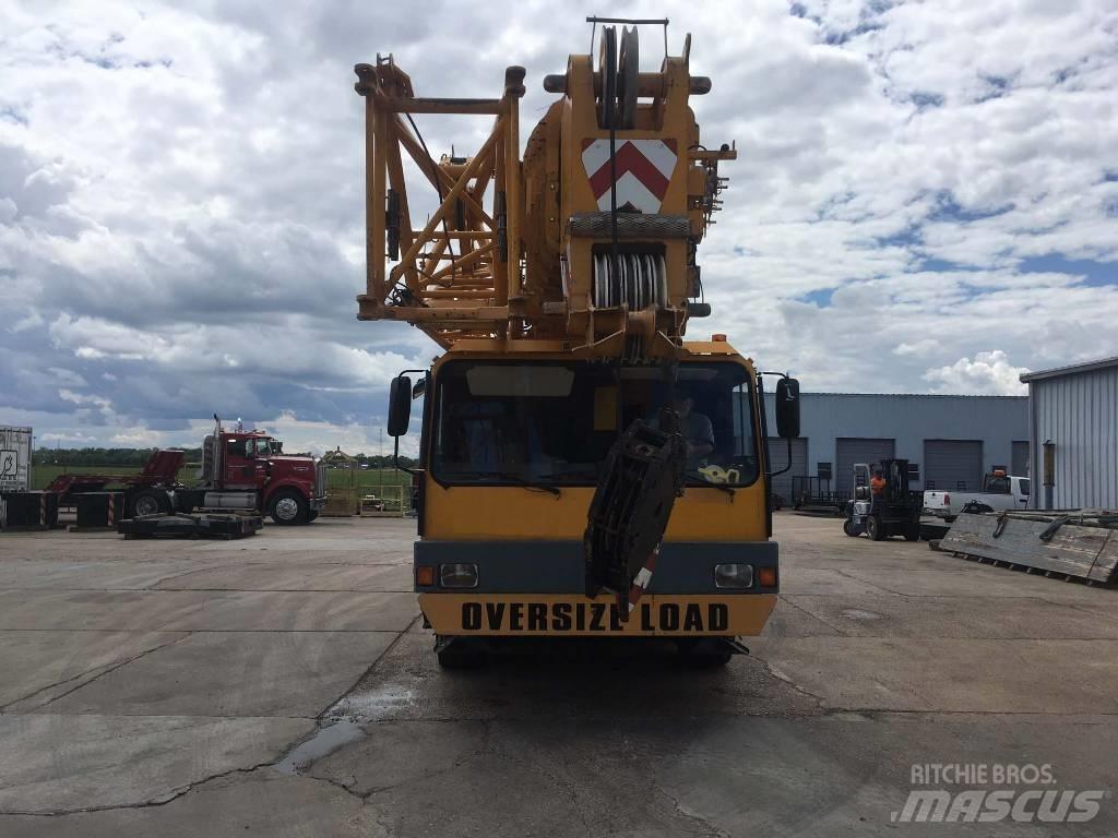 Liebherr LTM 1090 Macara pentru orice teren