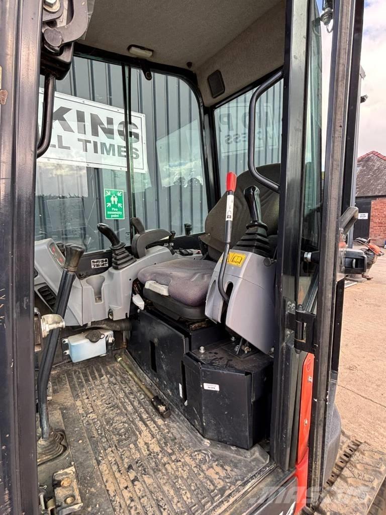 Kubota U 27 Mini excavatoare < 7t