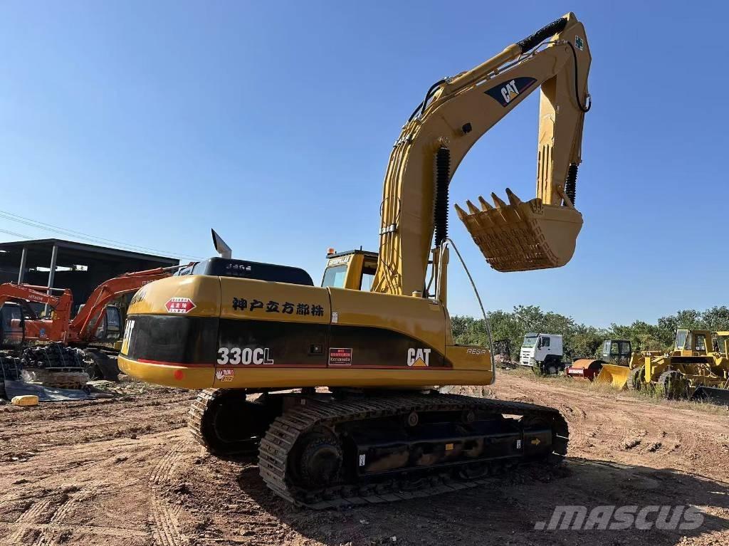 CAT 330 CL Excavatoare pe șenile
