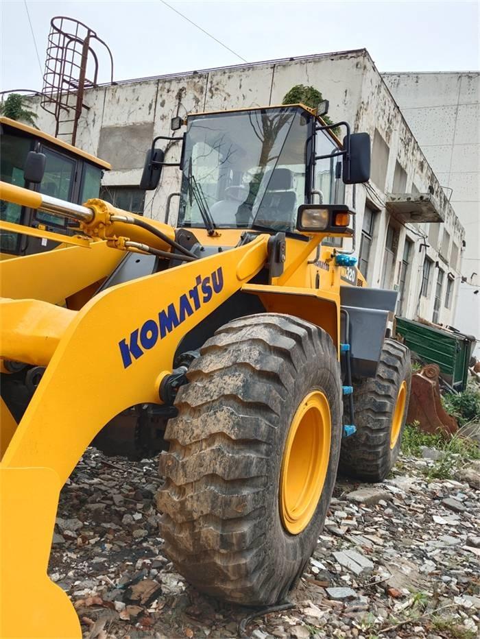 Komatsu WA 320-5 Incarcator pe pneuri