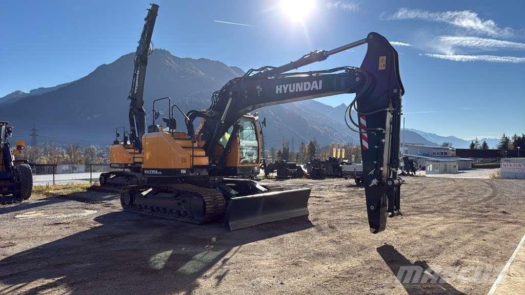Hyundai HX235LCR Excavatoare speciale