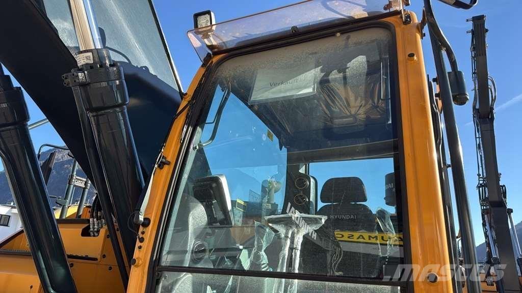 Hyundai HX235LCR Excavatoare speciale