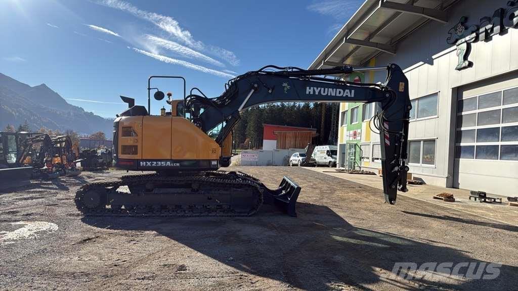 Hyundai HX235LCR Excavatoare speciale