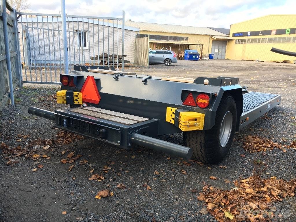 Dinapolis LL-8 Alte masini si accesorii pentru încarcat si sapaturi