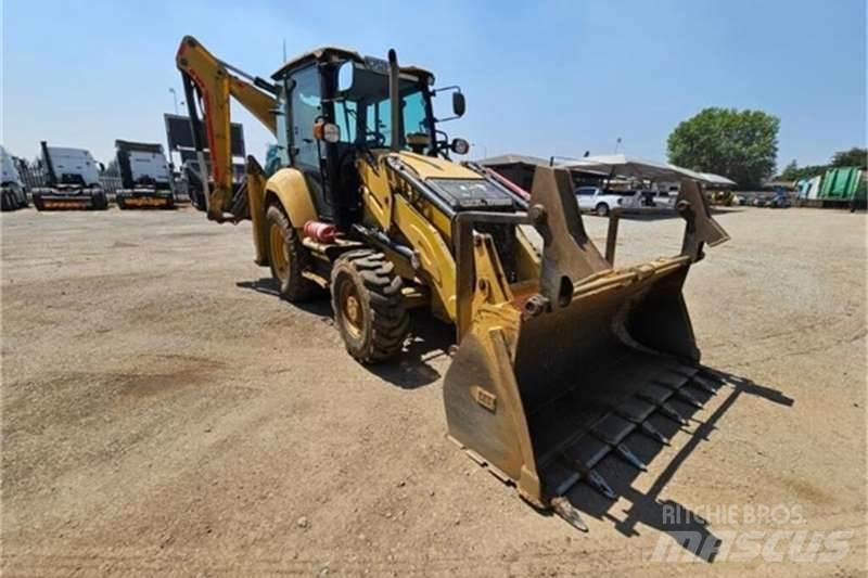 CAT 426F2 TLB Buldoexcavatoare