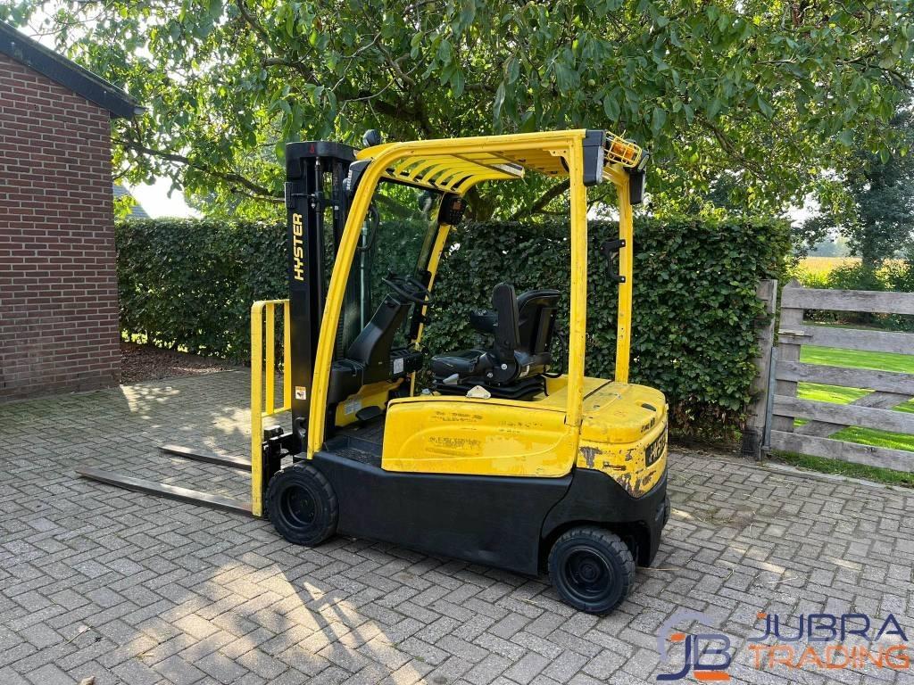 Hyster J2.0XN LWB Stivuitor electric